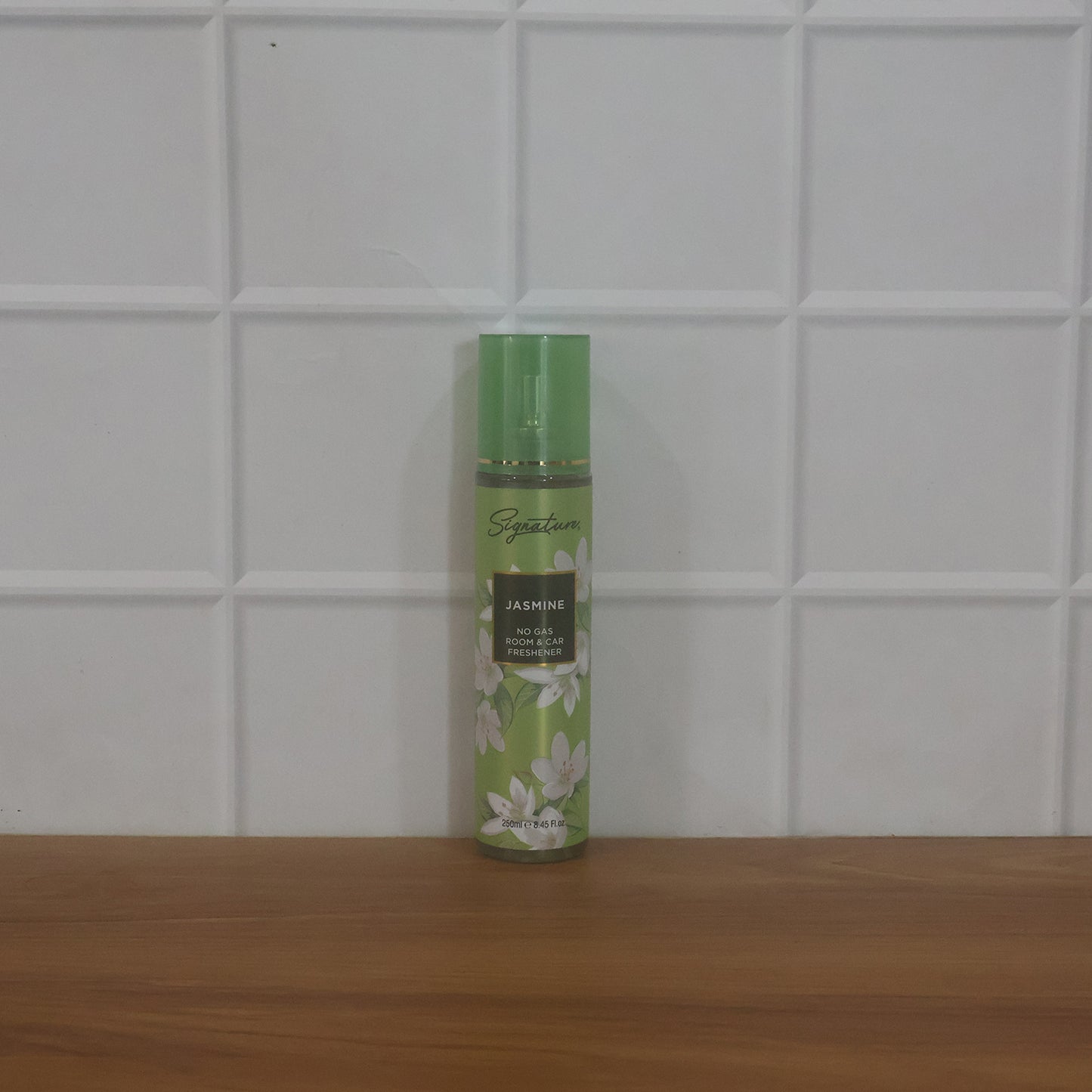 Signature Jasmine Room Car Freshener Spray 250 Ml